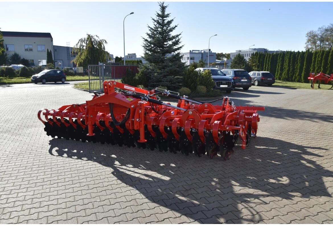 terrax_batyra_helios_h-normal01